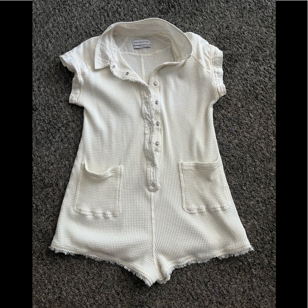 Urban Outfitters White/Beige Short romper